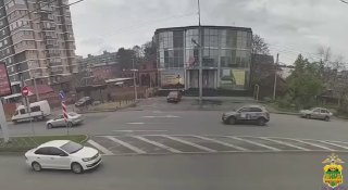 В Краснодаре в результате ДТП с автобусом пострадали шесть человек