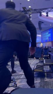 Эвакуация американских министров из отеля в Вашингтоне после попытки вооруженного нападения