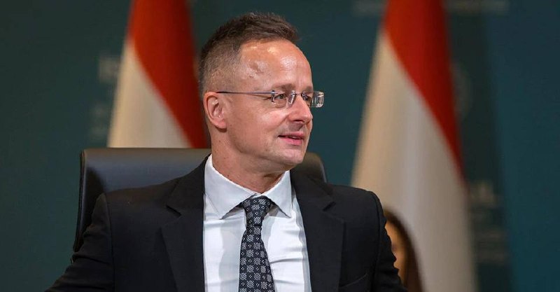 Сийярто войдёт в состав нового парламента Венгрии