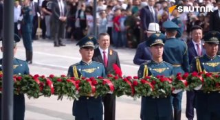 Президент Кыргызстана Садыр Жапаров почтил память героев Великой Отечественной войны в Бишкеке