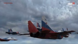 В небе над Москвой прошли полеты истребителей Су-30 и МиГ-29