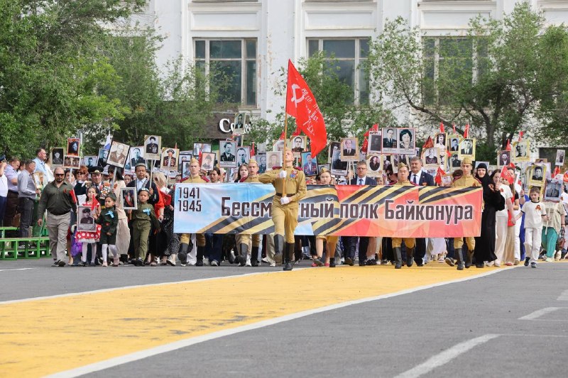 В Байконуре прошёл парад Победы