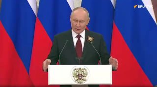 Владимир Путин назвал 9 мая святым днем для России