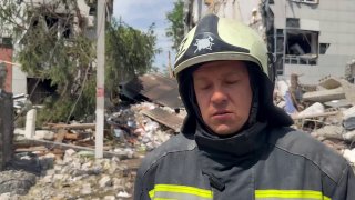 МЧС ДНР: ВСУ мешали спасателям извлекать детей из-под завалов в Старобельске
