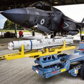 Испытания ракет SPEAR на истребителях F-35B перешли на новый этап