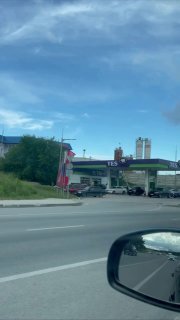В Севастополе на заправках образовались очереди за бензином