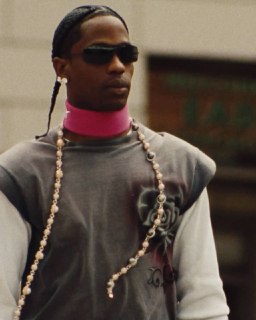 Трэвис Скотт и Jordan выпустили новую коллекцию Pink Pack