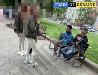 Во Львове сообщают о случаях контактов мигрантов с несовершеннолетними