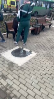 Автомобиль въехал в православный русский храм