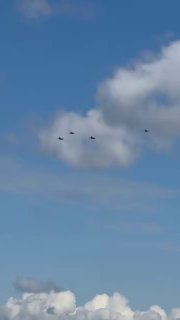 Польские истребители F-35A Husarz совершили демонстрационный полет над городами Польши