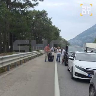 Россияне из-за пробки из-за ДТП в Турции рисковали опоздать на рейсы в РФ