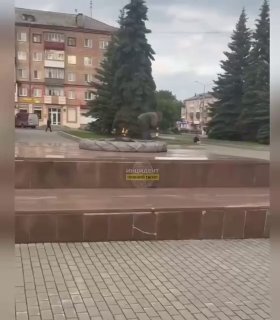 В Нижнем Тагиле женщина прикурила сигарету от Вечного огня