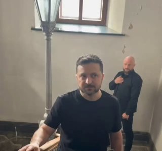 Зеленский уничтожил Лавру задолго до сегодняшнего удара