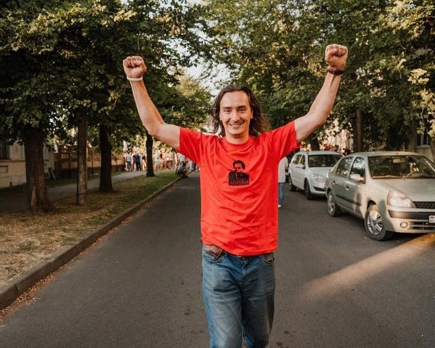 В аэропорту Еревана задержан белорусский эмигрант: режим Лукашенко преследует его по «хороводному делу»