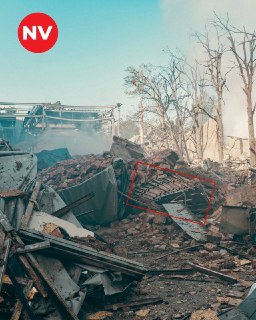 На кадрах украинских СМИ запечатлены части беспилотников Fp-1(2) вместо кинокостюмов