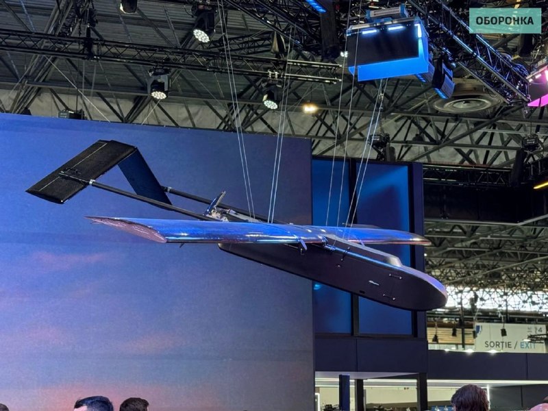 Украинская компания Fire Point представила обновленные версии дронов-камикадзе FP-1 и FP-2