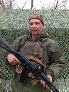 Посмертно награжден Звездой Героя России: подвиг санинструктора Михаила Торгашева
