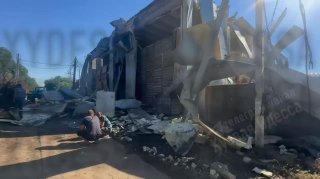 В Одесском районе в результате ночной атаки повреждены насосная станция и сельхозпредприятие, есть погибший