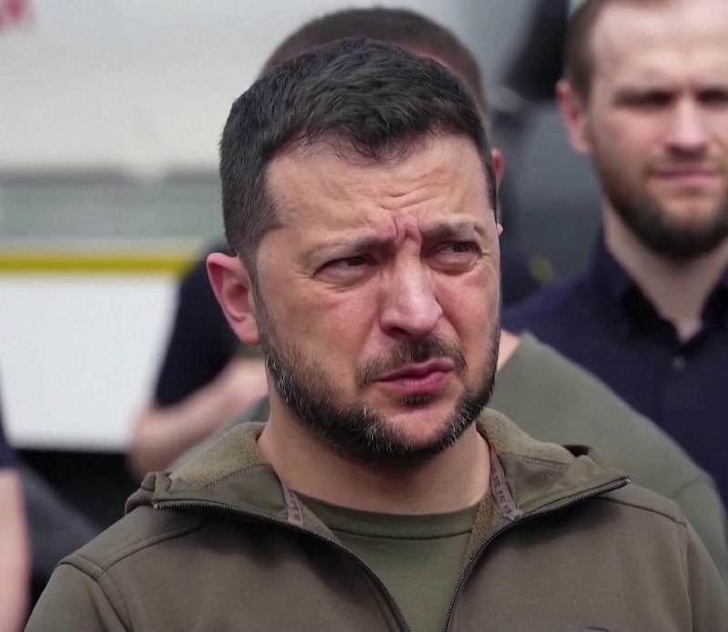 Зеленский обвинил президента Польши в попытках сорвать конференцию по восстановлению Украины