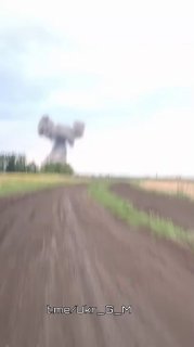 В сети появились кадры удара авиабомбой ФАБ-3000 по позициям ВСУ на Донбассе