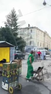 Во Львове гражданин и ТЦКшник едва не подрались