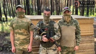 Военнослужащим передали инструменты, рации, аптечки и планшеты