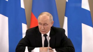 Критика несоответствия официальных сводок МО информации от региональных властей и командиров
