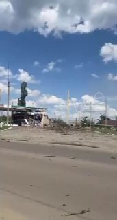 Сообщается о поражении АЗС в районе Изюма Харьковской области