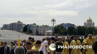 В Москве прошел крестный ход с мощами святого князя Владимира
