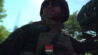 Бойцы на Добропольском направлении используют летнюю растительность для маскировки при штурмах