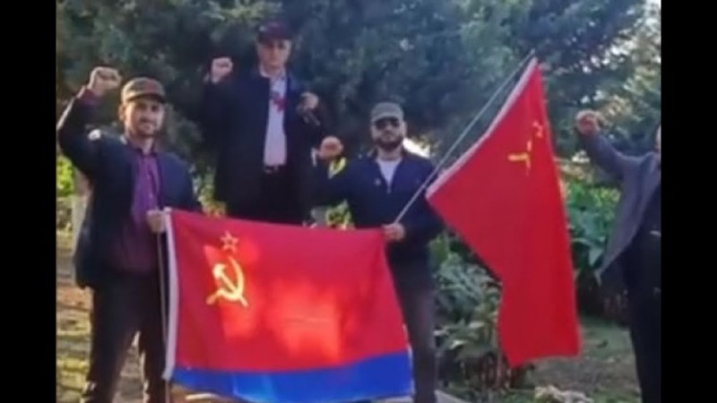 В Азербайджане осудили четверых человек за демонстрацию флагов СССР