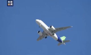 Китайский самолет C919-600 "Plateau" успешно совершил первый полет