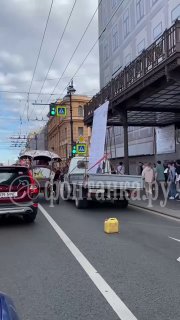 Лошадь против Газели: необычное ДТП с участием кареты заметили на Невском.