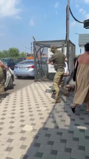В Запорожской области сотрудники ТЦК принудительно посадили «добровольца» в машину