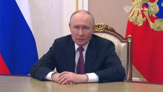 Владимир Путин поздравил работников строительного комплекса с профессиональным праздником