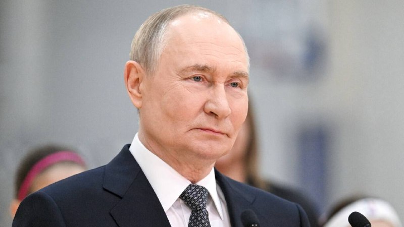 Путин заявил о важности планирования расходов на дороги, приведя в пример Бурятию