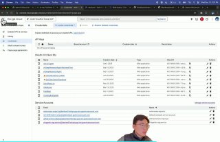 Бывший инженер Google выпустил бесплатный курс по созданию и заработку на ИИ-агентах