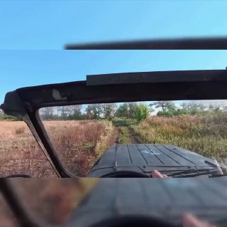 Удача и рыхлый грунт спасли бойцов от взрыва мины на фронте