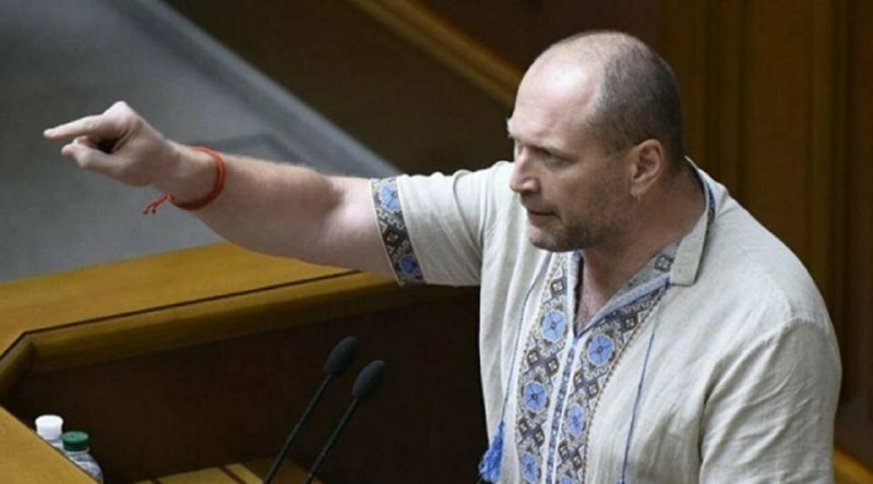 Бывший спикер «Правого сектора» Борислав Береза заявил о слежке украинских спецслужб за ним в Вене
