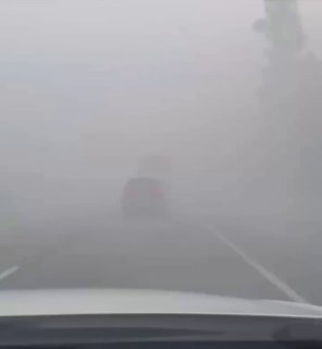 Ямальцам пришлось прорываться домой сквозь дым: округ охвачен природными пожарами