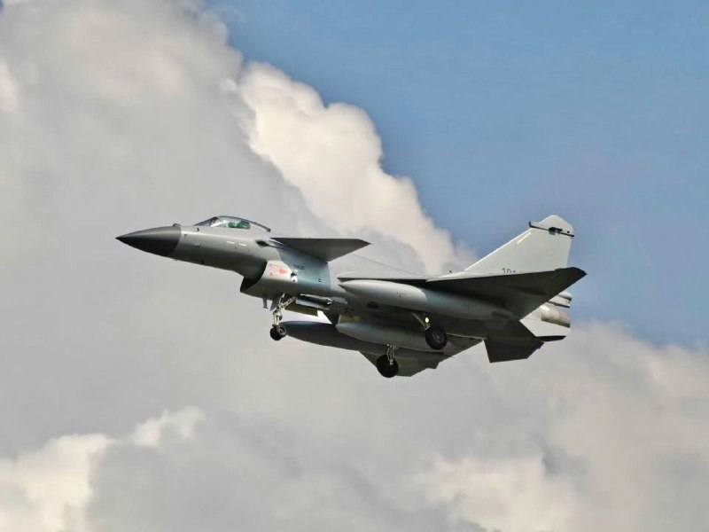 Представлены новые кадры истребителя J-10CE для ВВС Узбекистана