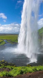 Живописный водопад Сельяландсфосс в Исландии