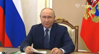 Путин поручил создать музейные экспозиции и единый ресурс для патриотического туризма