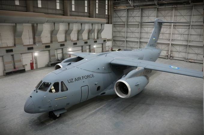 Узбекистан готовится к поставке первого самолета KC-390 и закупке истребителей J-10