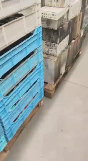 В супермаркеты Украины начали завозить уцелевший подгорелый товар с уничтоженных складов