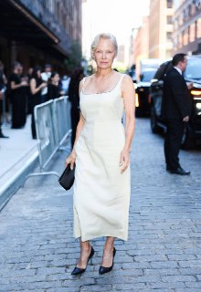 Памела Андерсон на показе новой коллекции Calvin Klein