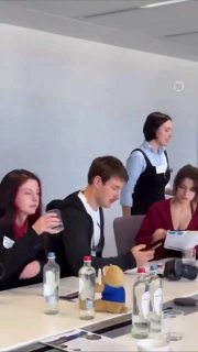 Ироничное размышление о карьере украинских дипломатов в ЕС