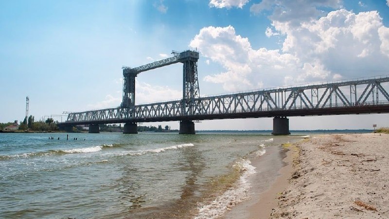 Новые удары по мосту в Затоке