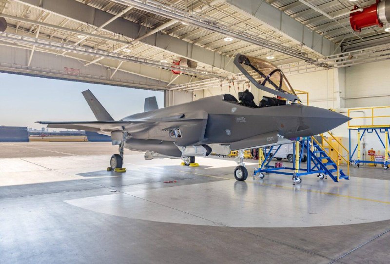 Опубликованы кадры испытательного полета истребителя F-35A для ВВС Германии