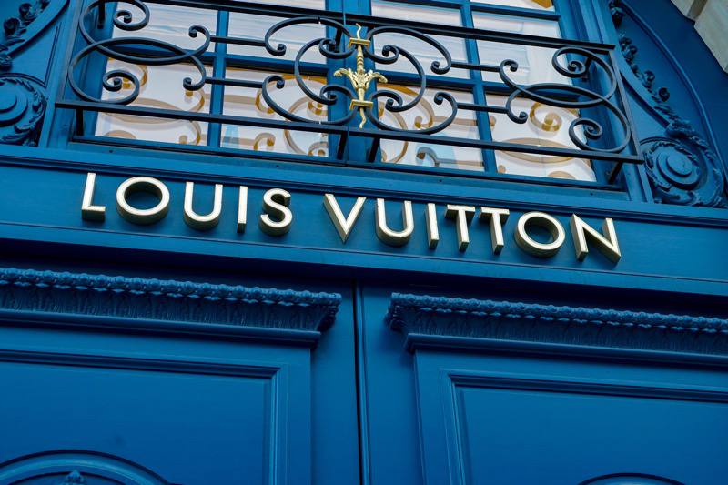 LVMH рискует покинуть топ-10 самых дорогих компаний Европы
